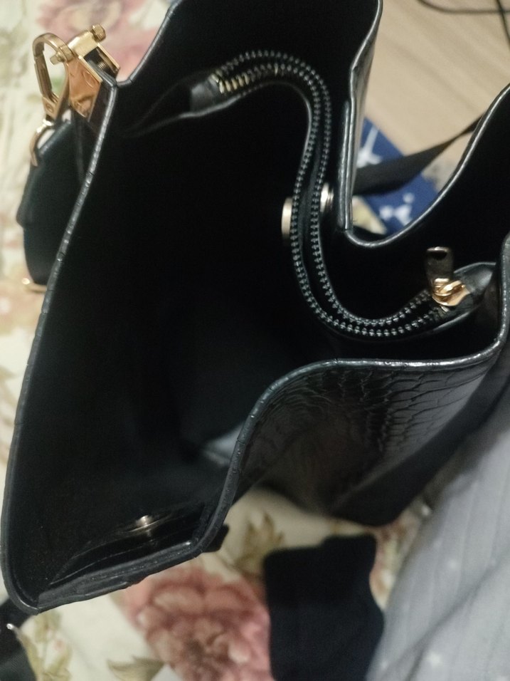 Krokodil Desenli Siyah Deri Kadın Çanta - Görsel 5