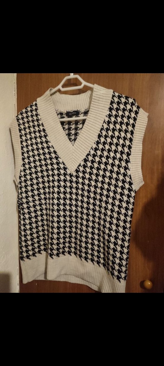 Ekose Desenli V Yaka Örgü Süveter - Görsel 2