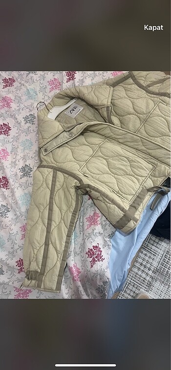 m Beden yeşil Renk ZARA KAPITONE CEKET