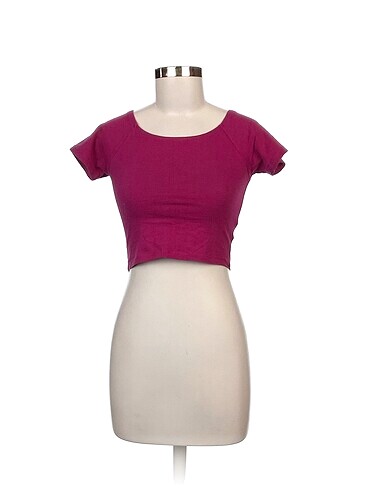 Koton T-shirt %70 İndirimli.