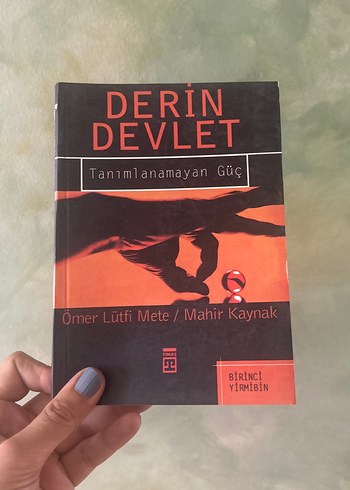 Derin Devlet - Tanımlanamayan Güç Romanı