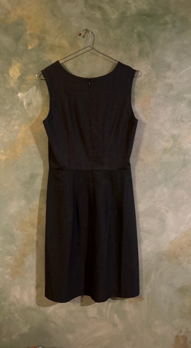 Siyah Kolsuz V Yaka Midi Keten Elbise - Görsel 3