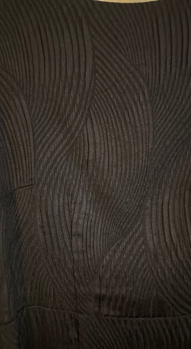 Siyah V Yaka Kısa Kollu Midi Elbise - Görsel 2