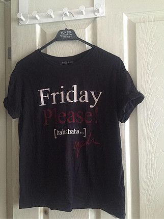 Bershka Friday tshirt