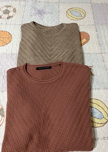 Erkek gülkurusı  ve bej Örgü Kazaklar - Görsel 2