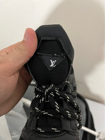 Louis Vuitton Spor ayakkabı