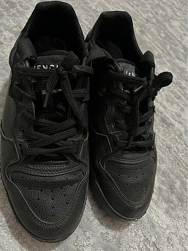 40 Beden Givenchy deri spor ayakkabı