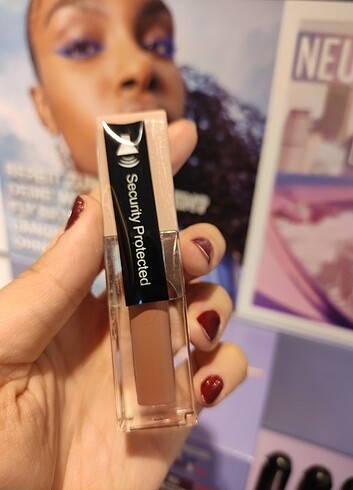Beden Maybelline lifter gloss stone 008