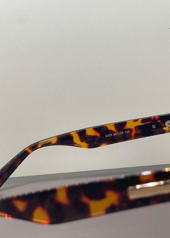  Beden Tom Ford Kahverengi Leopar Güneş Gözlüğü