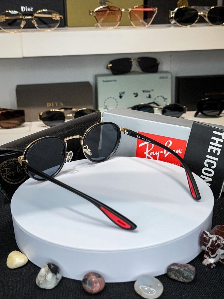 Ray-Ban Ferrari Oval Güneş Gözlüğü - Görsel 2