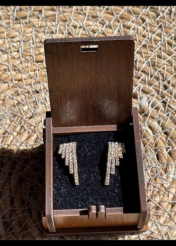 Zirkon Taşlı Melek Kanadı Gold Küpe - Görsel 2