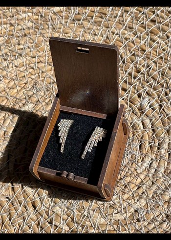 Zirkon Taşlı Melek Kanadı Gold Küpe - Görsel 3