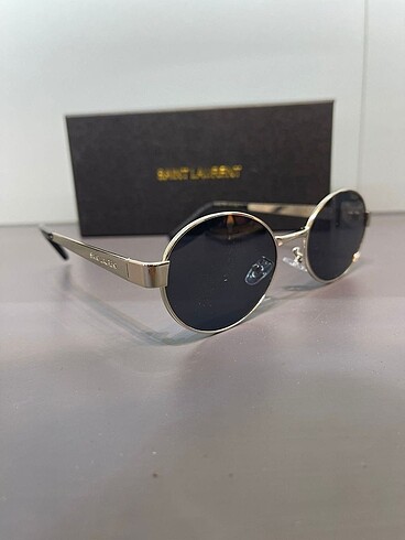 Beden siyah Renk YSL | Oval Güneş Gözlüğü