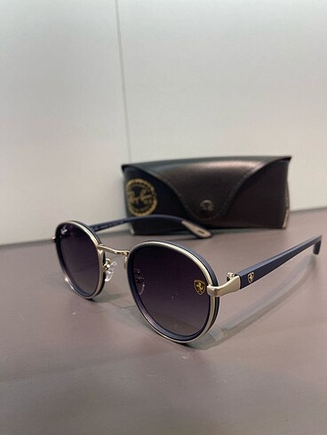 Beden siyah Renk Ray-Ban x Ferrari unisex Güneş Gözlüğü