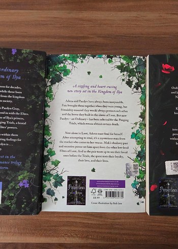 Lauren Roberts - Powerless Serisi - Görsel 4