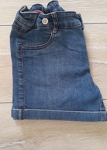 8 Yaş Beden Düğmeli Mavi Denim Kız Şortu