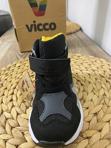 26 Beden siyah Renk Vicco bot