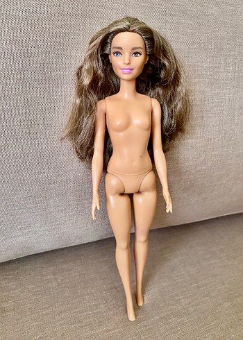  Beden Renk Barbie Bebek, Koyu Bej Ten Rengi