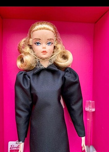 Beden #Siyahın asaleti barbie