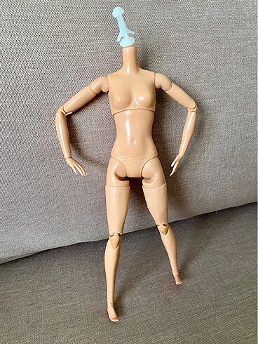 Barbie Barbie satışın sonsuz hareket bebeği