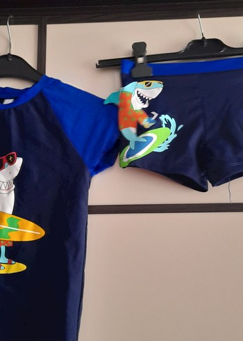 Erkek Çocuk Renkli Baskılı Kısa Kollu Mayo Üstü - Görsel 3