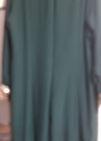 Yeşil Nakışlı Uzun Saten Elbise - Görsel 7