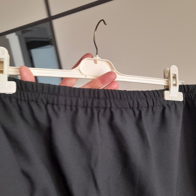 Kadın Siyah Midi Kumaş Pantolon - Görsel 4