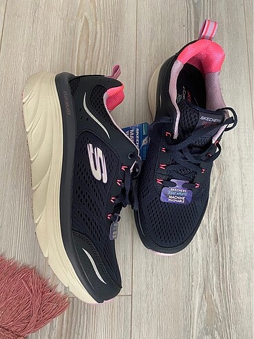 38 Beden lacivert Renk Skechers d lux walker spor ayakkabı 38 numara yeni etiketli