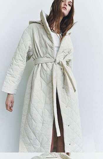 Zara ZW collection kapitone ekru ceket