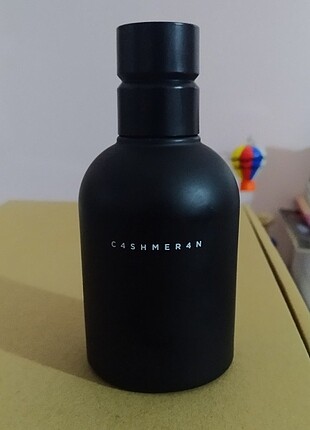 Zara C4shmer4n