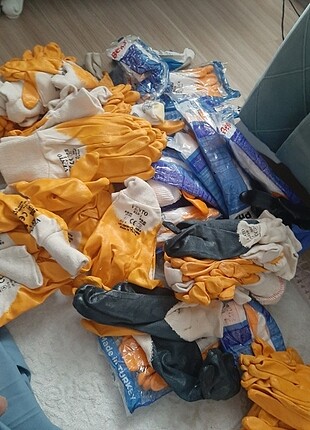 İş eldiveni hiç kullanilmamis