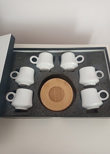 Milk Makeup Fincan takımı 