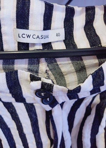 LC Waikiki LCWWaikiki Çizgili Pilili Midi Pantolon
