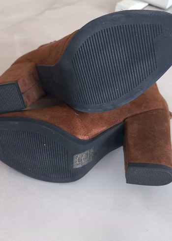 Kahverengi Süet Kadın Botlar Blok Topuklu - Görsel 3