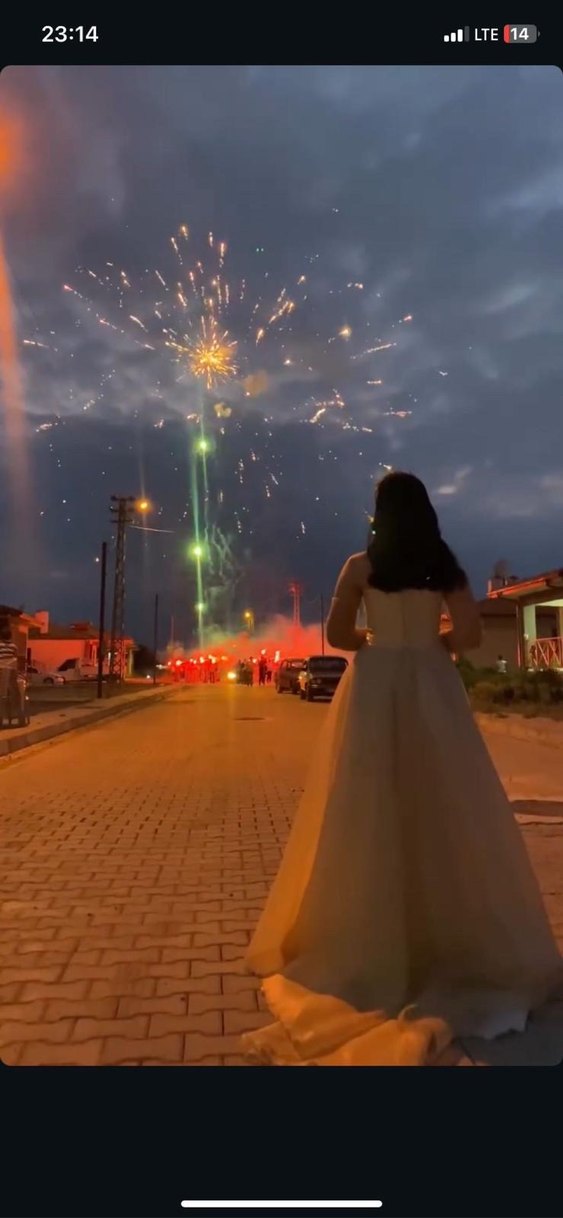 İnci Detaylı Uzun Kollu Bej Nişan Elbisesi - Görsel 5