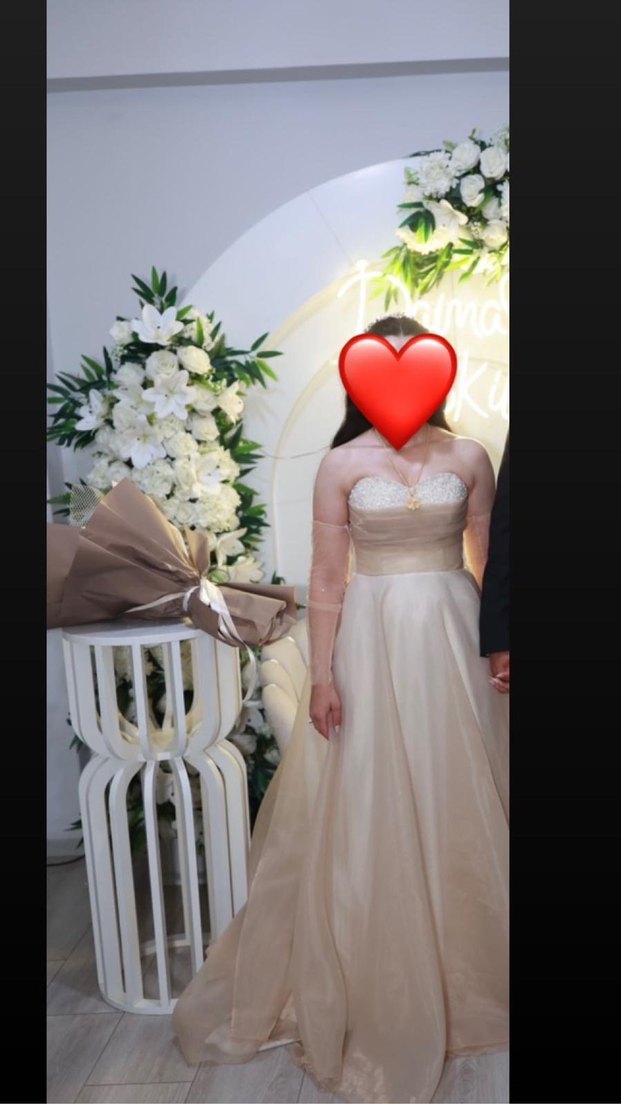 İnci Detaylı Uzun Kollu Bej Nişan Elbisesi - Görsel 4