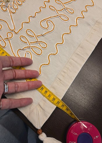 İşlemeli, krem rengi Masa Örtüsü - Görsel 5