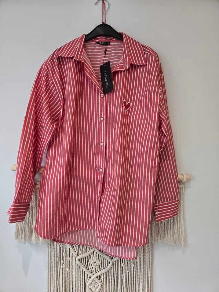Trendyol, Kırmızı Çizgili Kadın Gömlek - Görsel 4