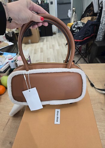 Miu Miu , taba rengi premium çanta - Görsel 4