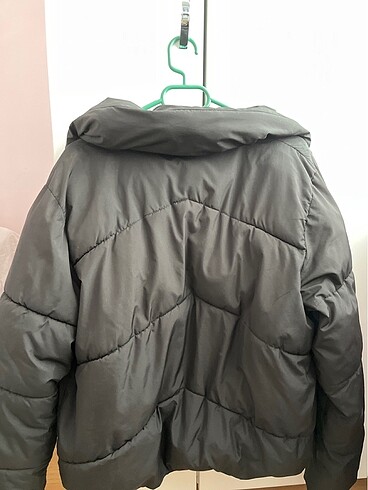 m Beden Bershka şişme mont