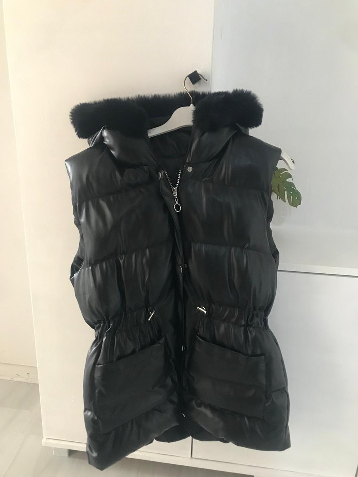 Siyah Deri Kürklü Kadın Yelek - Görsel 2