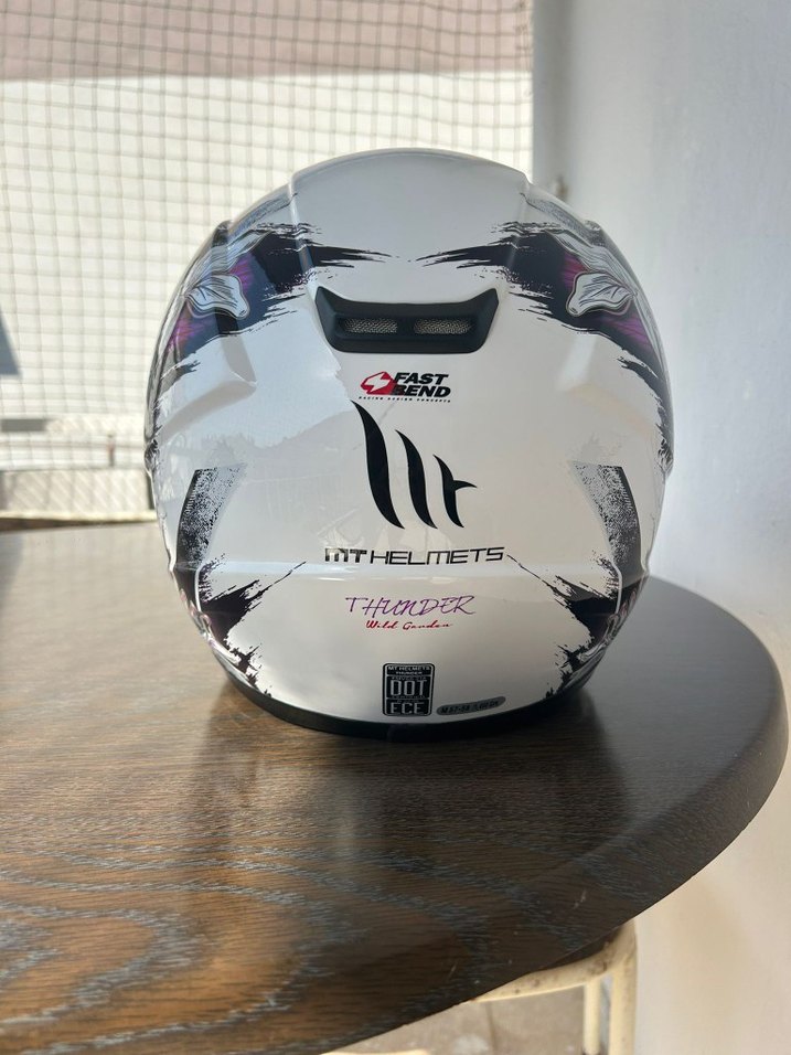 Mor Baskılı Mt Motosiklet Kaskı m beden - Görsel 2