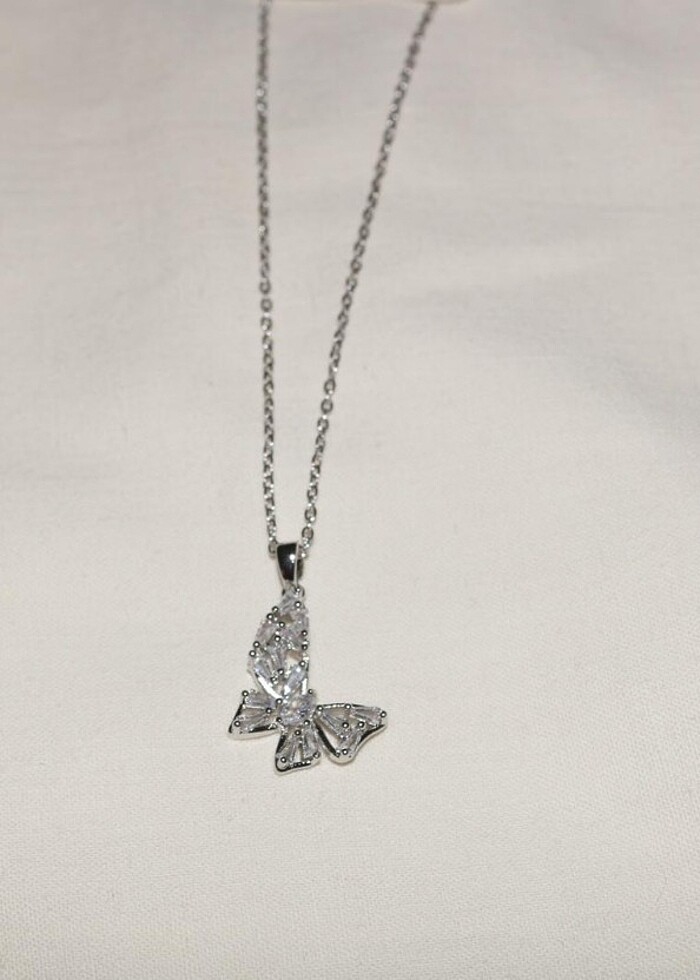 Kelebek taşlı kolye - Görsel 2