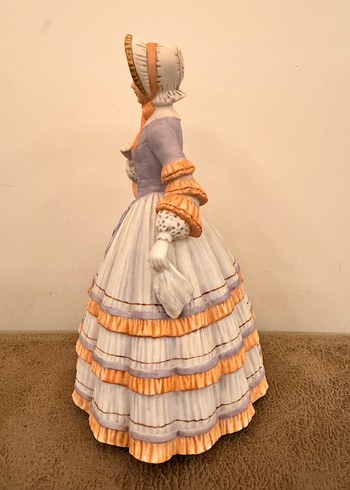 Bej ve Pastel Renkli Kadın Figürü Lenox - Görsel 4