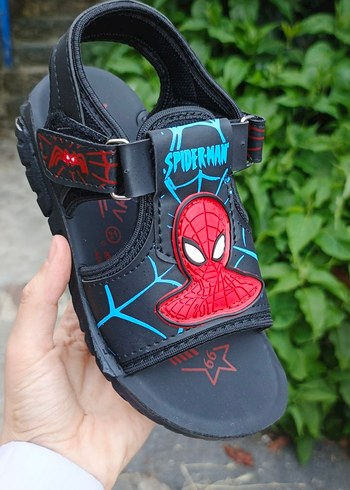33 Beden Renkli Spiderman Baskılı Erkek Çocuk Sandalet