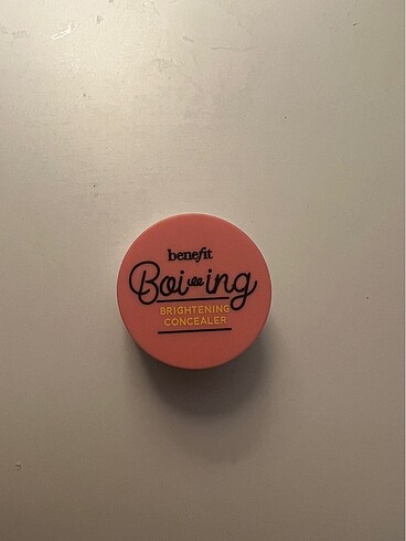 Benefit concealer