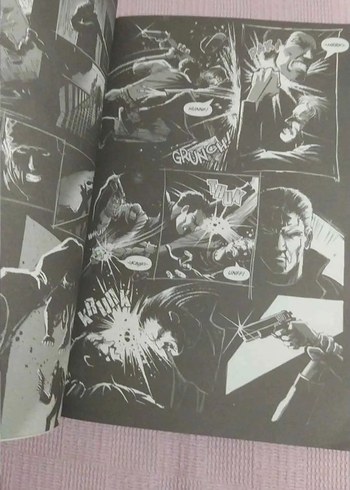 Beden Renk Nothingface Hiç Yüz - Hoz Comics