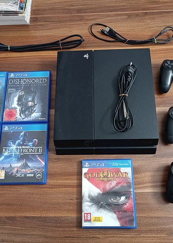 Sony PlayStation 4 Konsol ve Oyun Seti