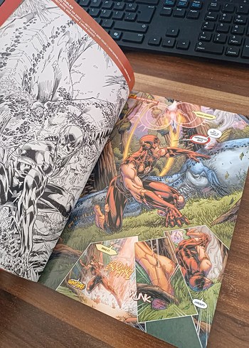 The Flash Cilt 7: Vahşi Dünya Çizgi Roman - Görsel 3
