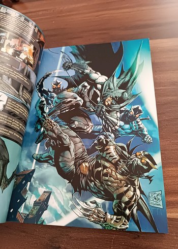 Beden Renk Batman Detective Comics Cilt 2